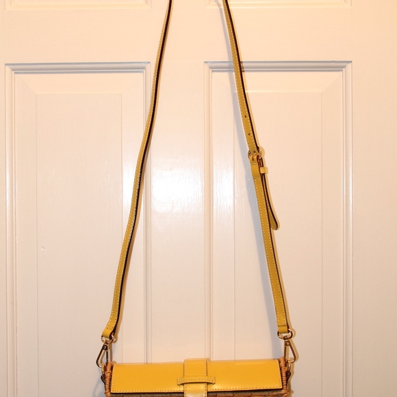 NEW Wicker Handbag with Yellow Leather - Picture 4 of 5